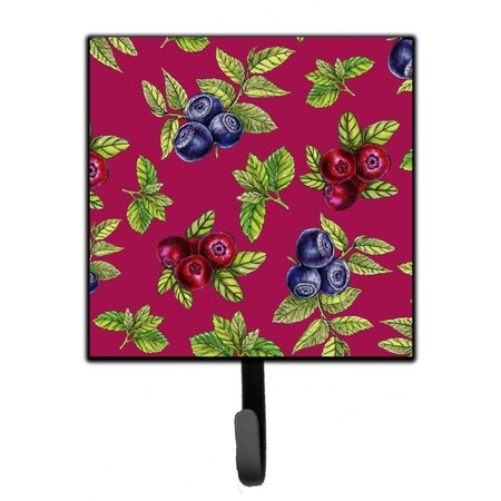 Carolines Treasures Berries Leash or Key Holder BB5209SH4